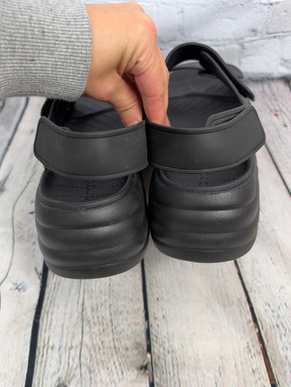 Crocs skyline sandal black womens size 9 - Picture 4 of 7